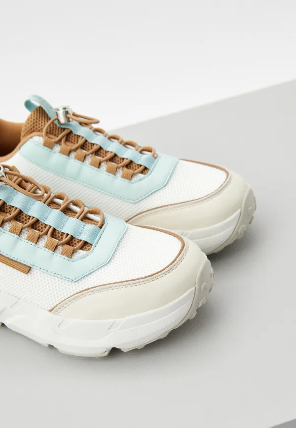 Кроссовки женские WEEKEND MAX MARA ALBATRO