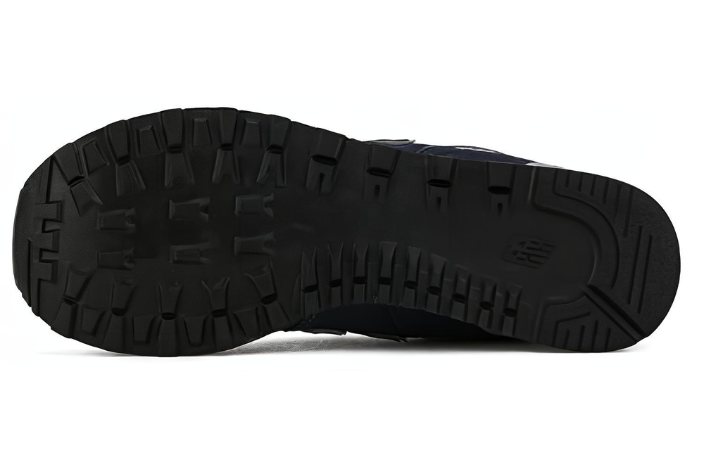 574 New Balance "Classic Black"