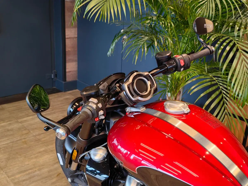 Triumph Rocket III R STORM 2024