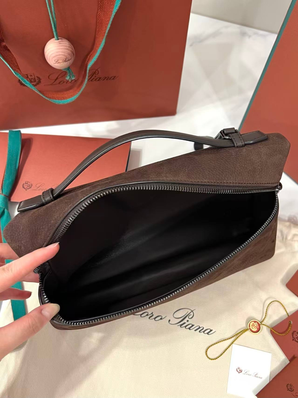 Клатч Loro Piana Extra Pouch L29
