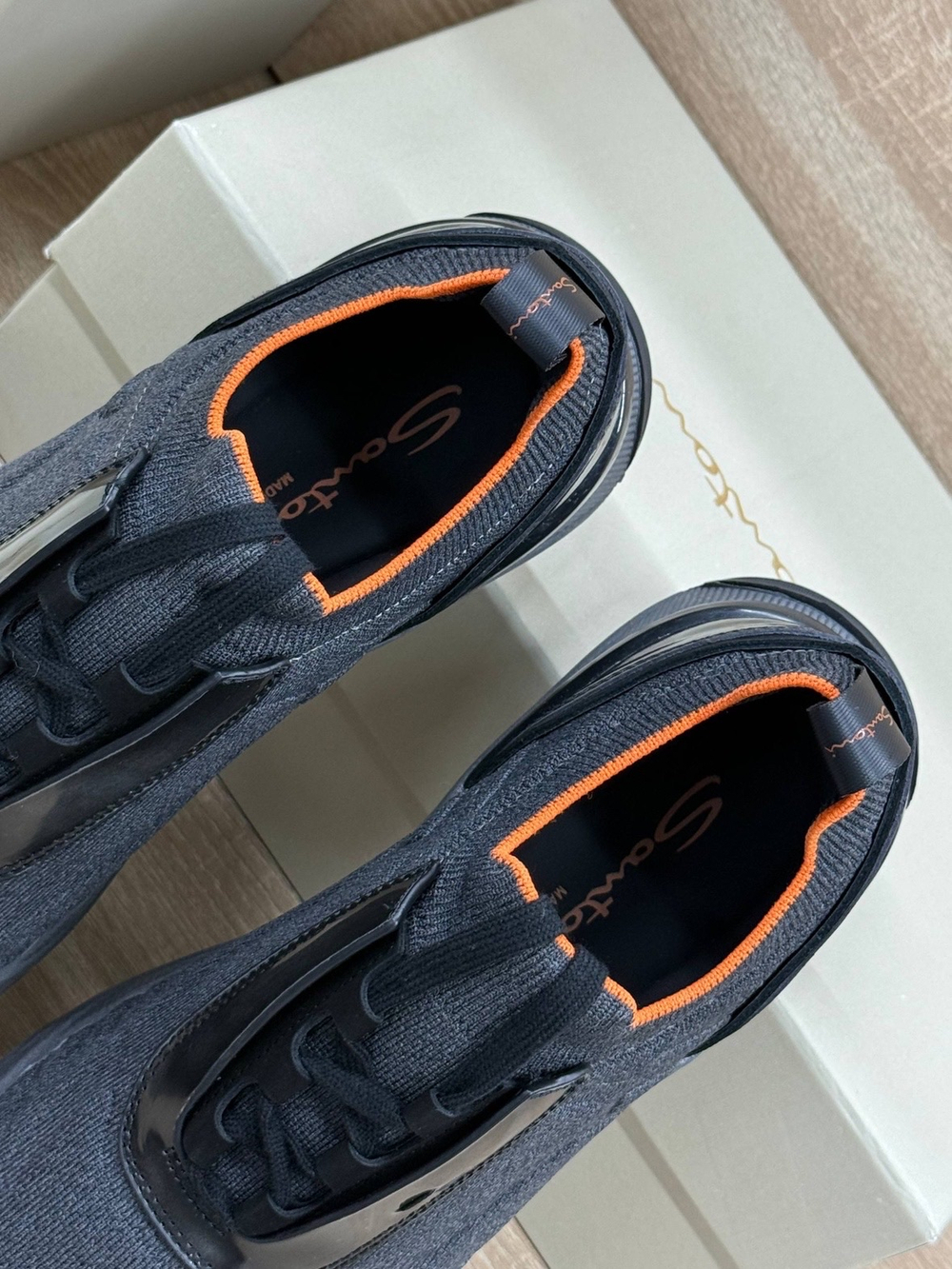 Кроссовки Santoni