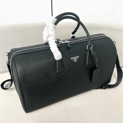 Дорожная сумка Prada