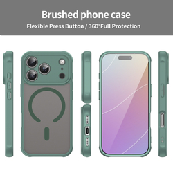 Полупрозрачный матовый чехол с MagSafe для iPhone 17 Pro, усиленные боковые рамки зеленого цвета