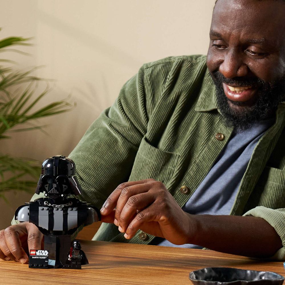 Конструктор LEGO Star Wars 75439 Darth Vader Bust
