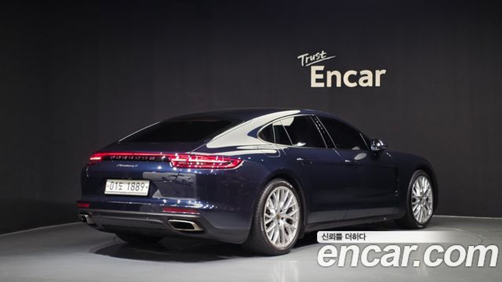 Porsche Panamera 3.0 AWD — 2018