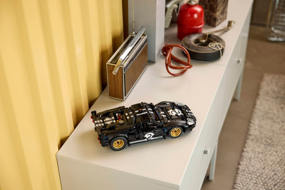 Конструктор LEGO Technic 42223 1966 Ford GT40 MKII Race Car