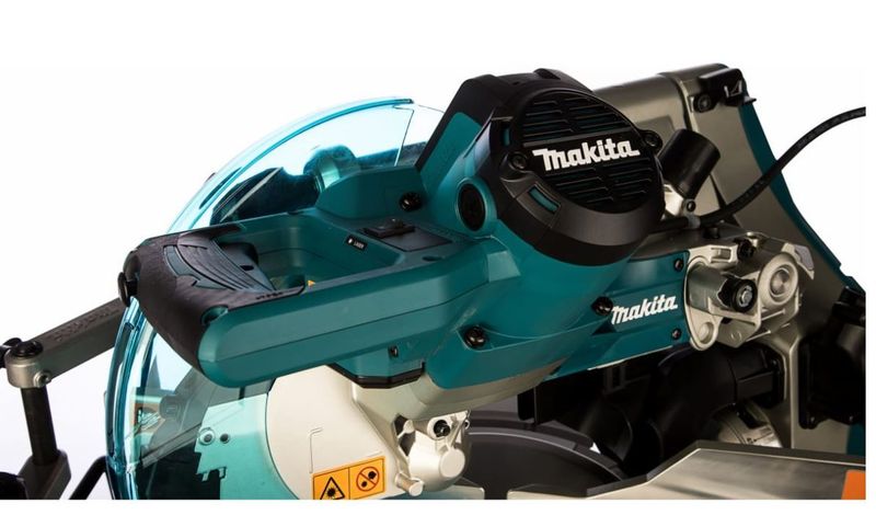 Makita LS1019L — Торц. пила конс. типа, 260 мм, 1510 Вт с DXT