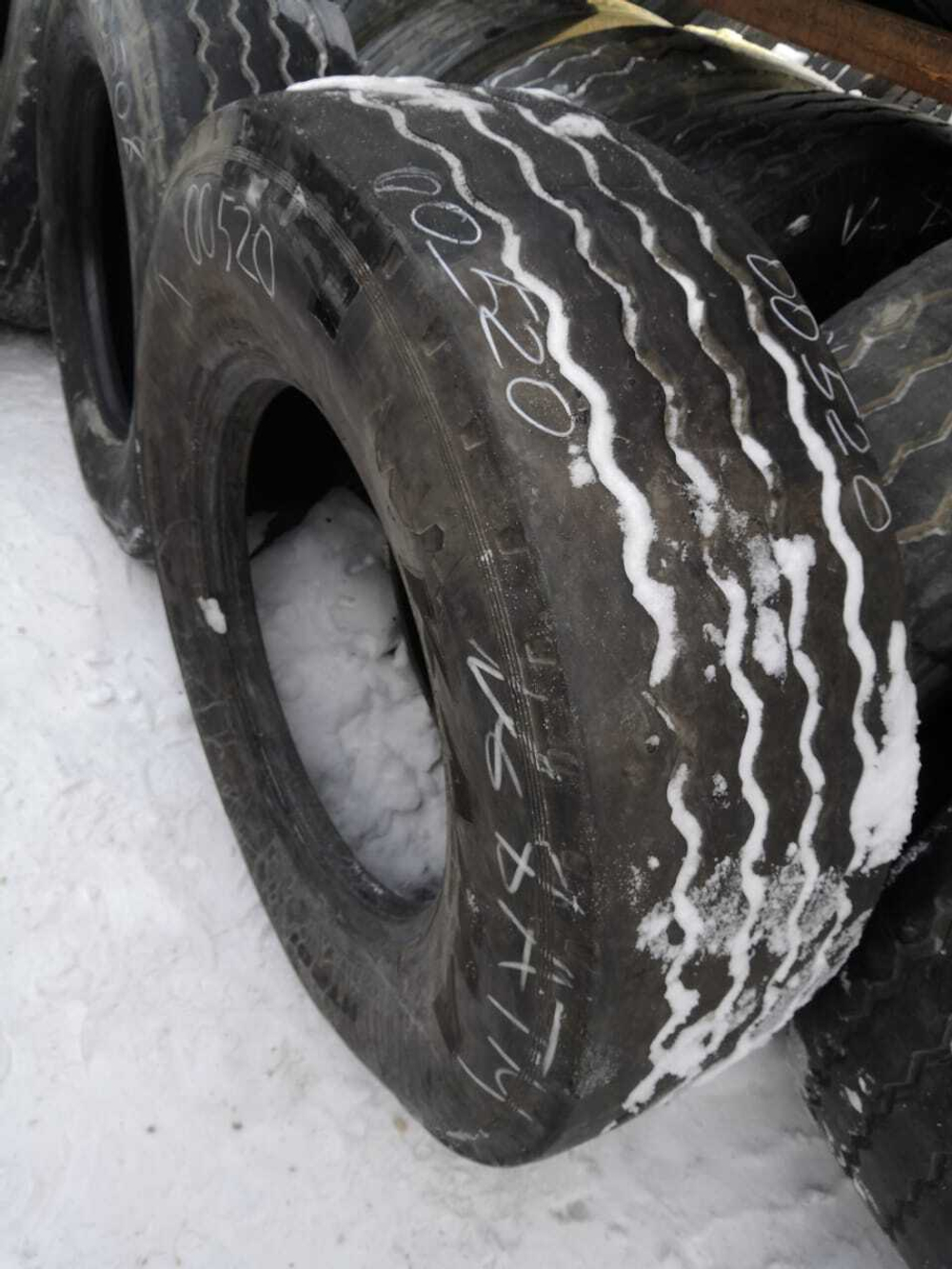 385/65R22.5 Kama NT201 шина б/у