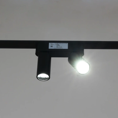 13005-9.3-002UR magnetic LED2x5W BK CCT+SMART Reluce Technical, LED