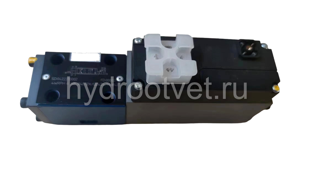 4WRPH6C1B40P–2X/G24Z4/M - Сервораспределитель Ду6 с обратной связью по положению золотника без усилителя, номинальный расход 40 л/мин, характеристика P - прогрессивная, схема C1