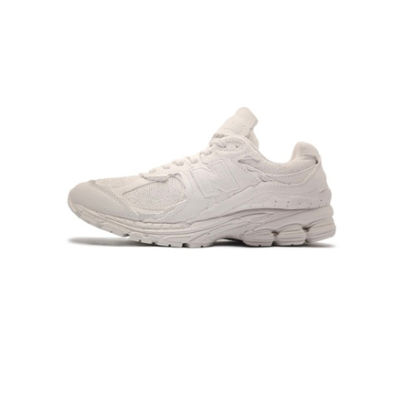 Гипсовая фигура New Balance 2002r by Nikita Trik "Bone White"
