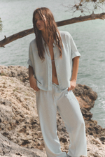 РУБАШКА СТРУЯЩЕГОСЯ ПОКРОЯ С КОРОТКИМИ РУКАВАМИ — ZARA