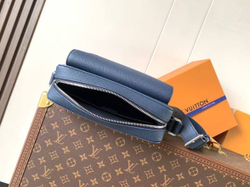 Сумка через плечо Louis Vuitton Boarding