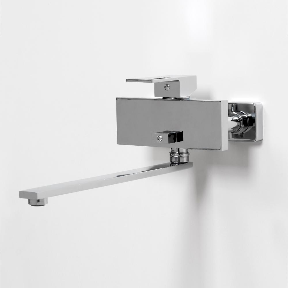 Alme 1502L Смеситель для ванны с длинным изливом