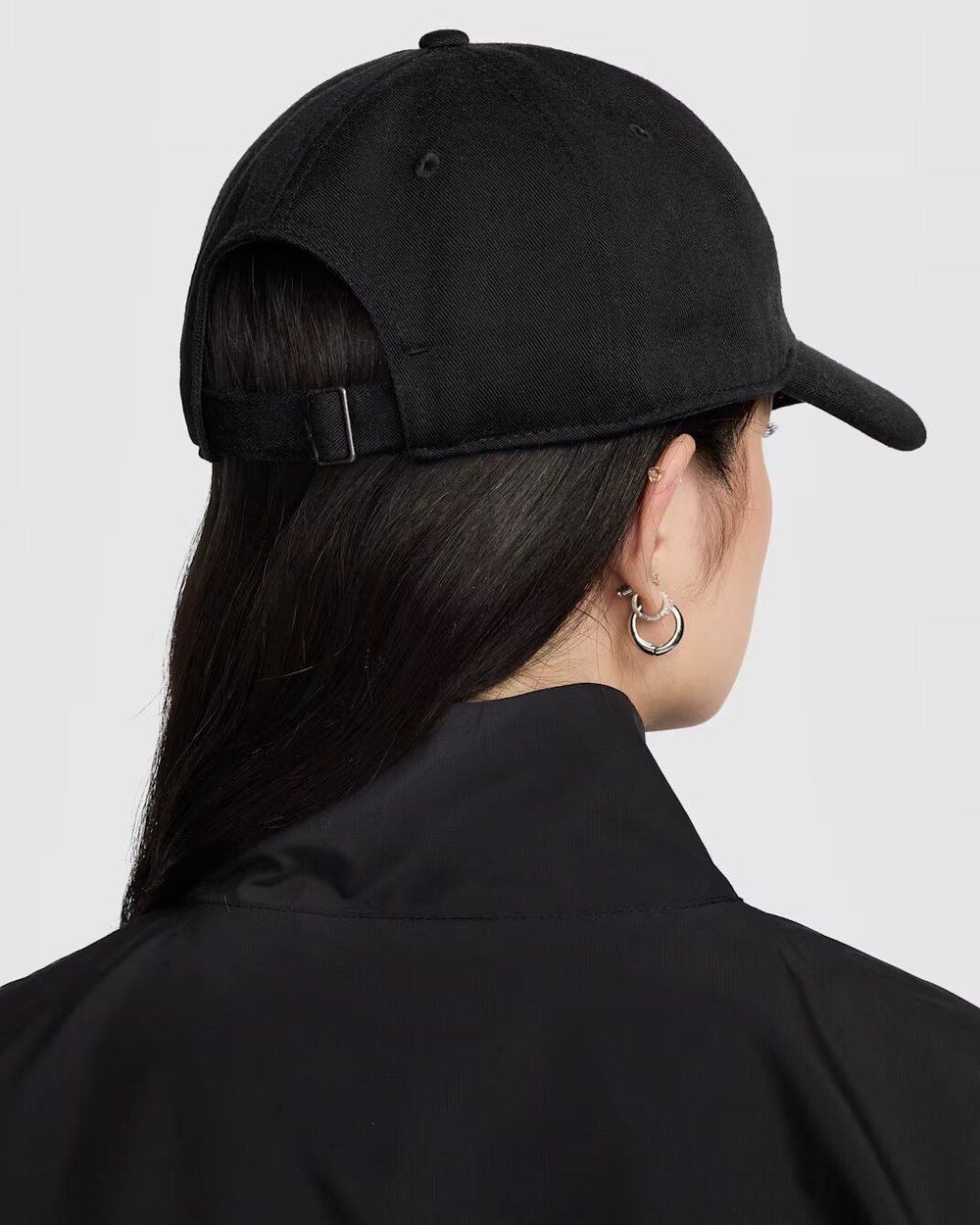 Nike Club Мягкая кепка - NIKE