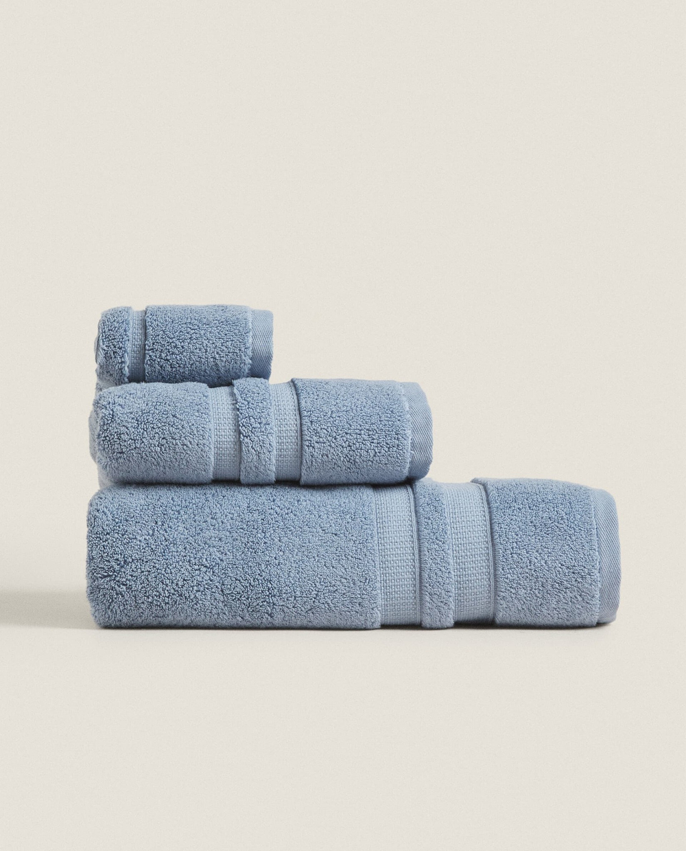 ZARA HOME ПОЛОТЕНЦЕ ИЗ МЯГКОГО ХЛОПКА С ДВОЙНОЙ КАЙМОЙ, СЕРЫЙ/СИНИЙ