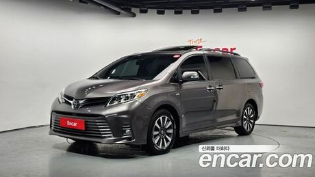 Toyota Sienna 3.5 AWD — 2018