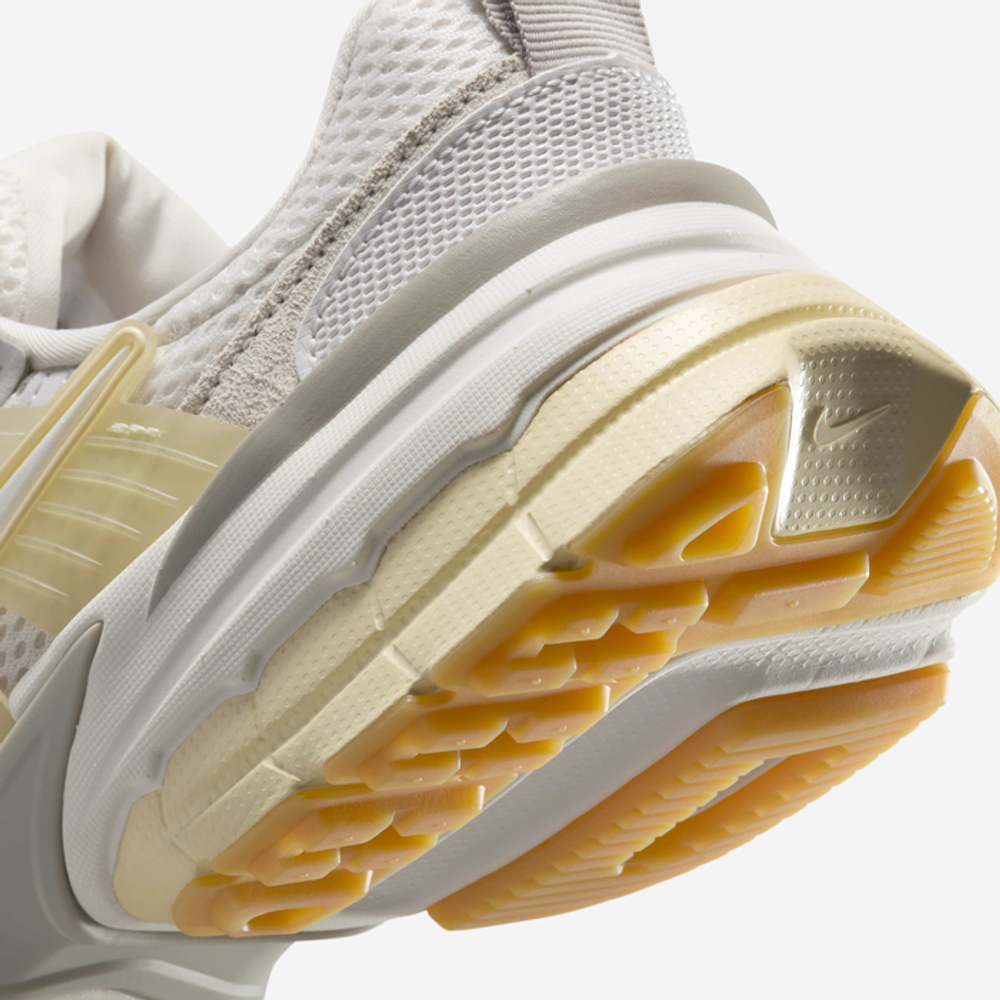 Кроссовки женские NIKE W NIKE V2K RUN OPP1