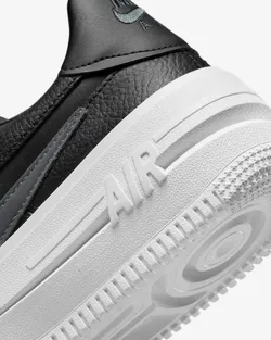 Кроссовки женские NIKE Air Force 1 PLT.AF.ORM