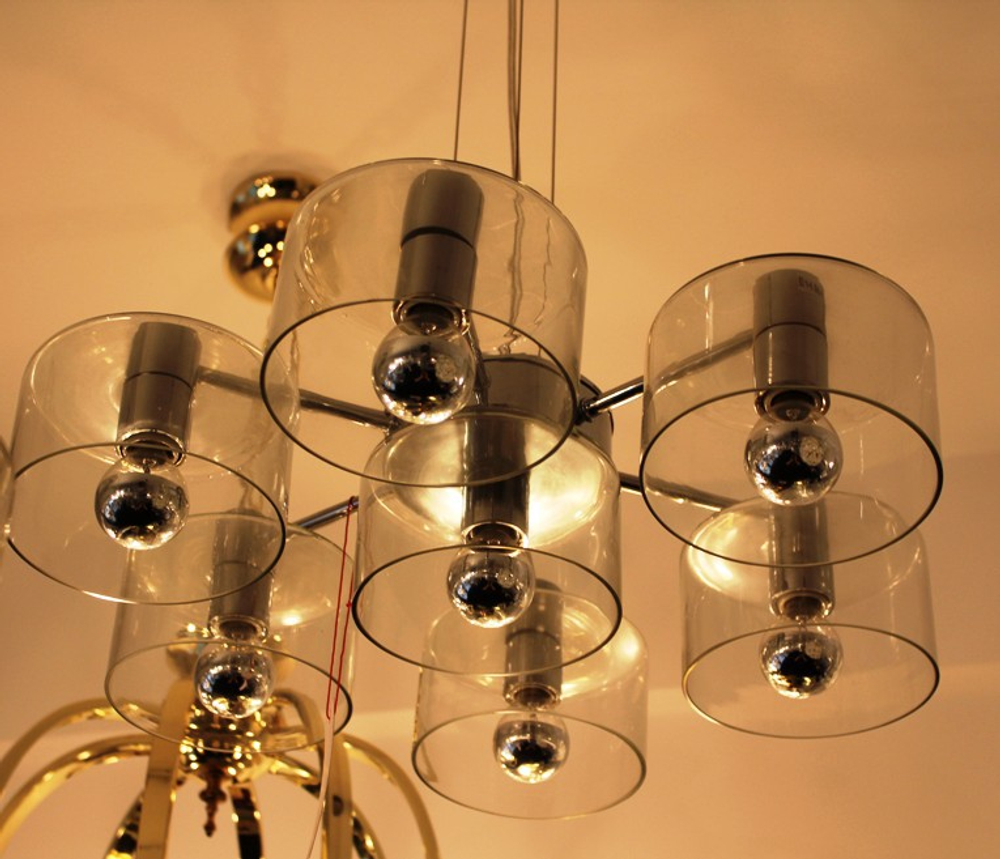 люстра  Fiore Lamp  by  Marta Laudani and Marco Romanelli ( 12  ламп)