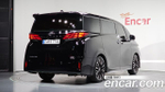 Toyota Alphard 2.5 HEV Executive AWD — 2024