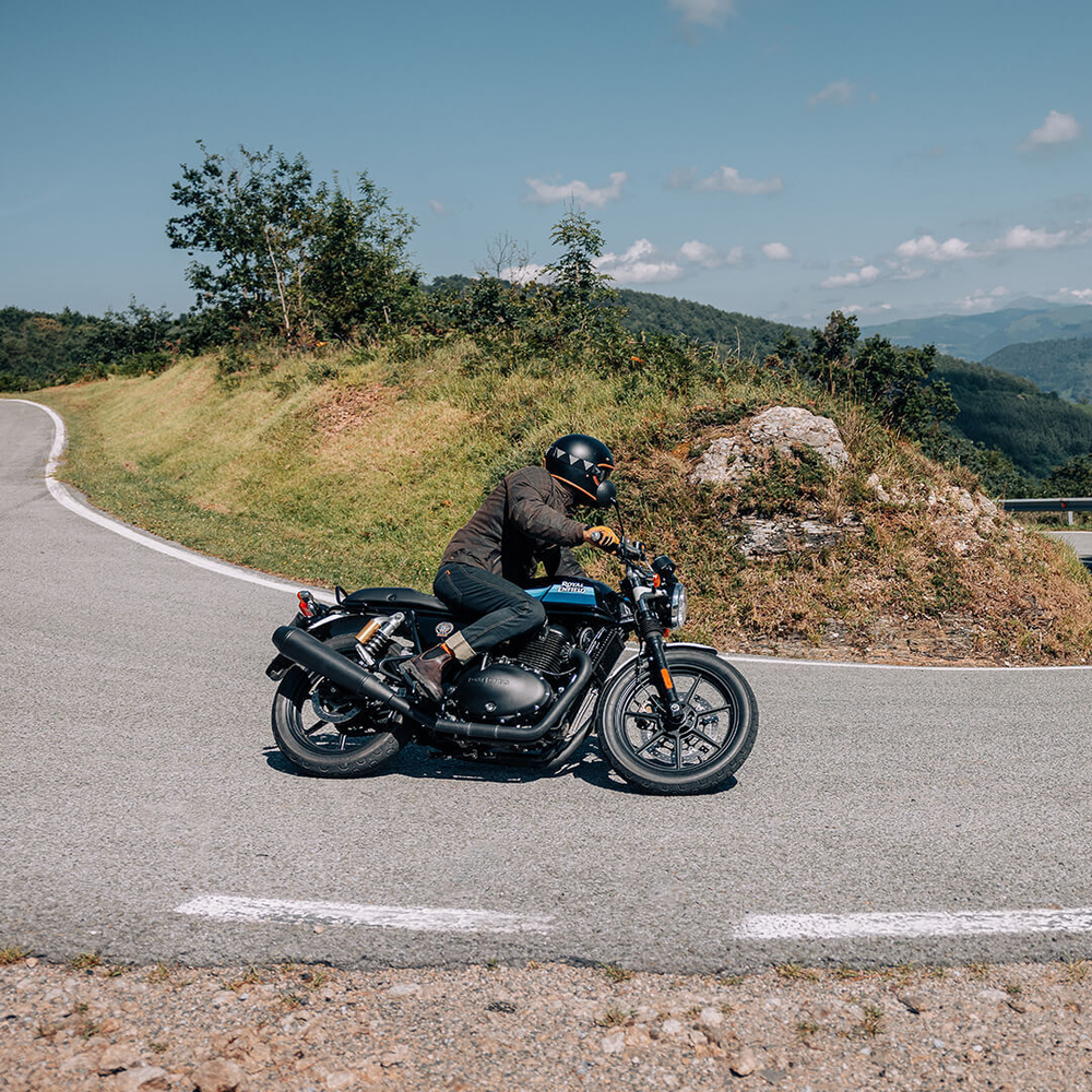 Royal Enfield Continental GT 650 Slipstream Blue (Black Alloy) 2025