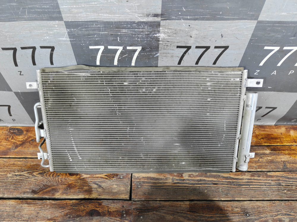 Радиатор кондиционера Geely Coolray 19-нв Б/У Оригинал 8010075300