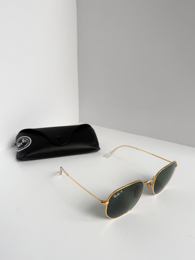 Солнцезащитные очки Ray-Ban