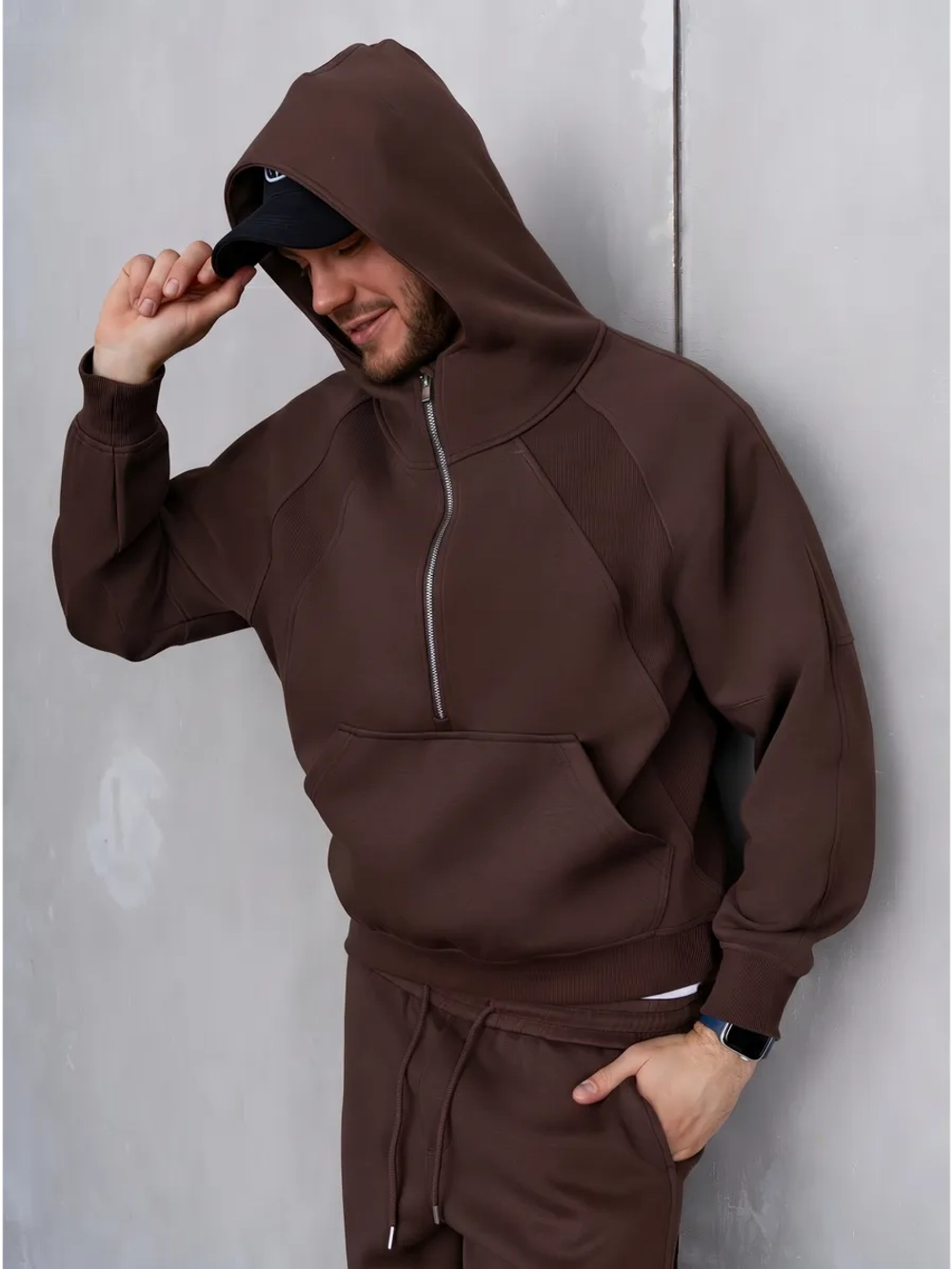 Спортивный костюм на молнии без начеса