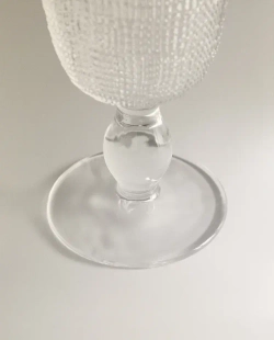 ZARA HOME БОКАЛ ДЛЯ ВИНА ИЗ РЕЛЬЕФНОГО СТЕКЛА, ПРОЗРАЧНЫЙ