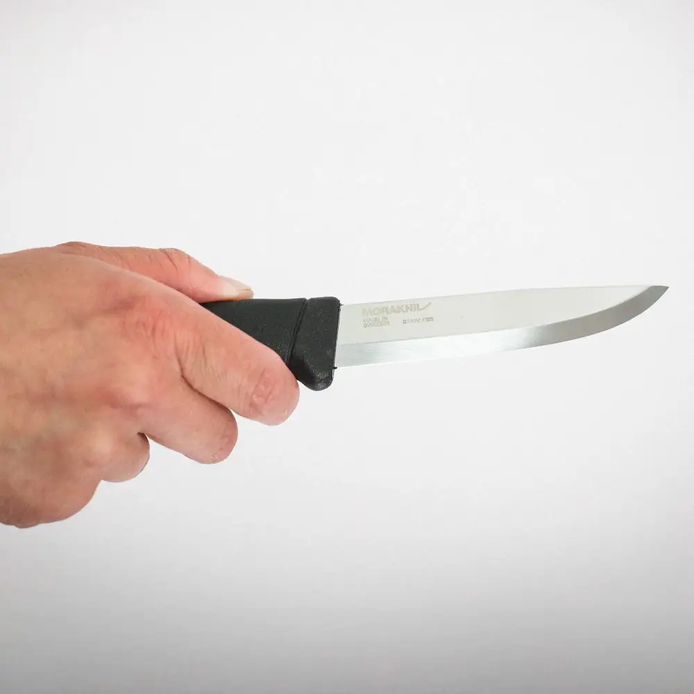 Нож Morakniv Companion, универсальный/туристический, нержавеющая сталь, 104мм, чёрный