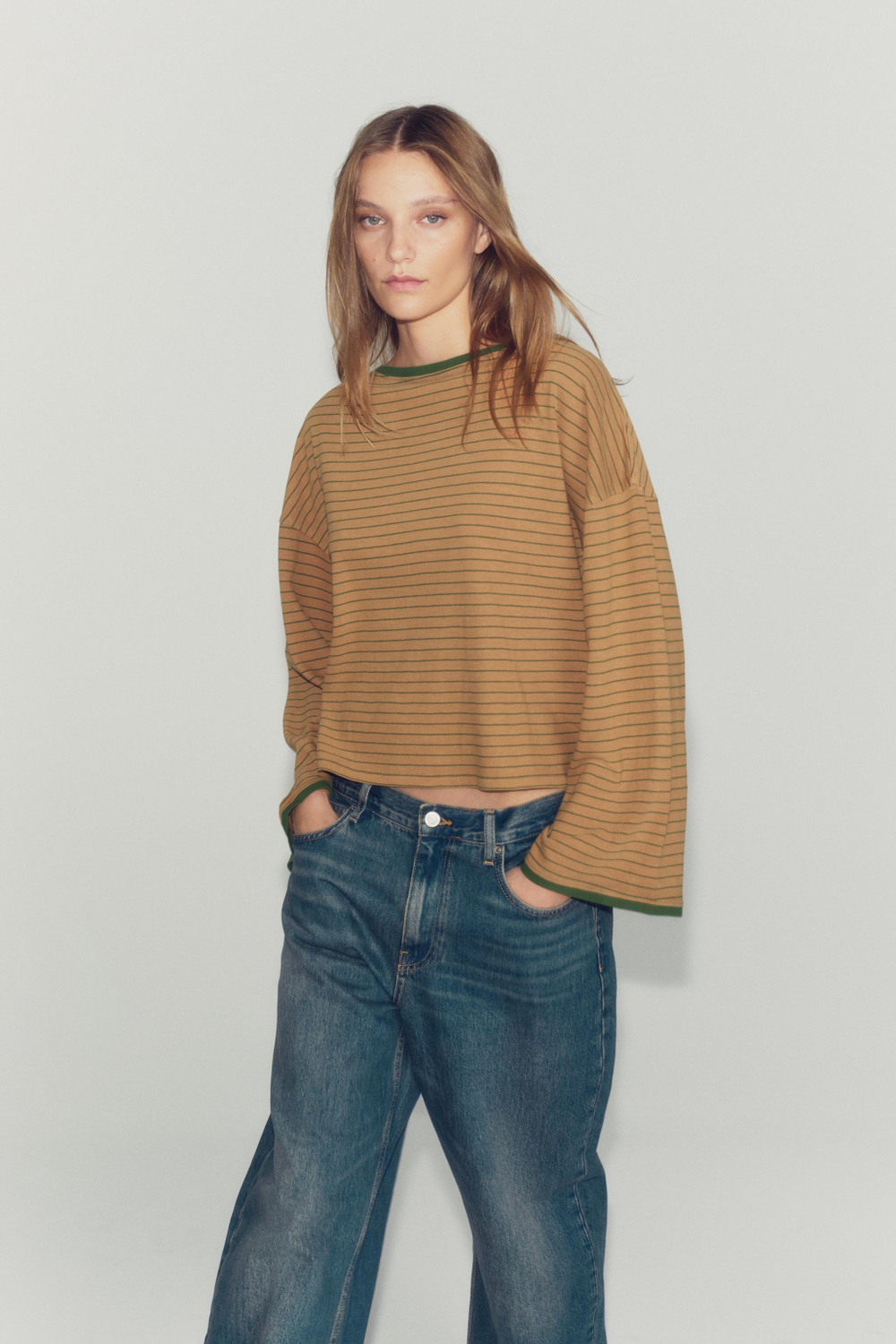 ФУТБОЛКА В ПОЛОСКУ С ЭФФЕКТОМ ПОТЕРТОСТИ — ZARA
