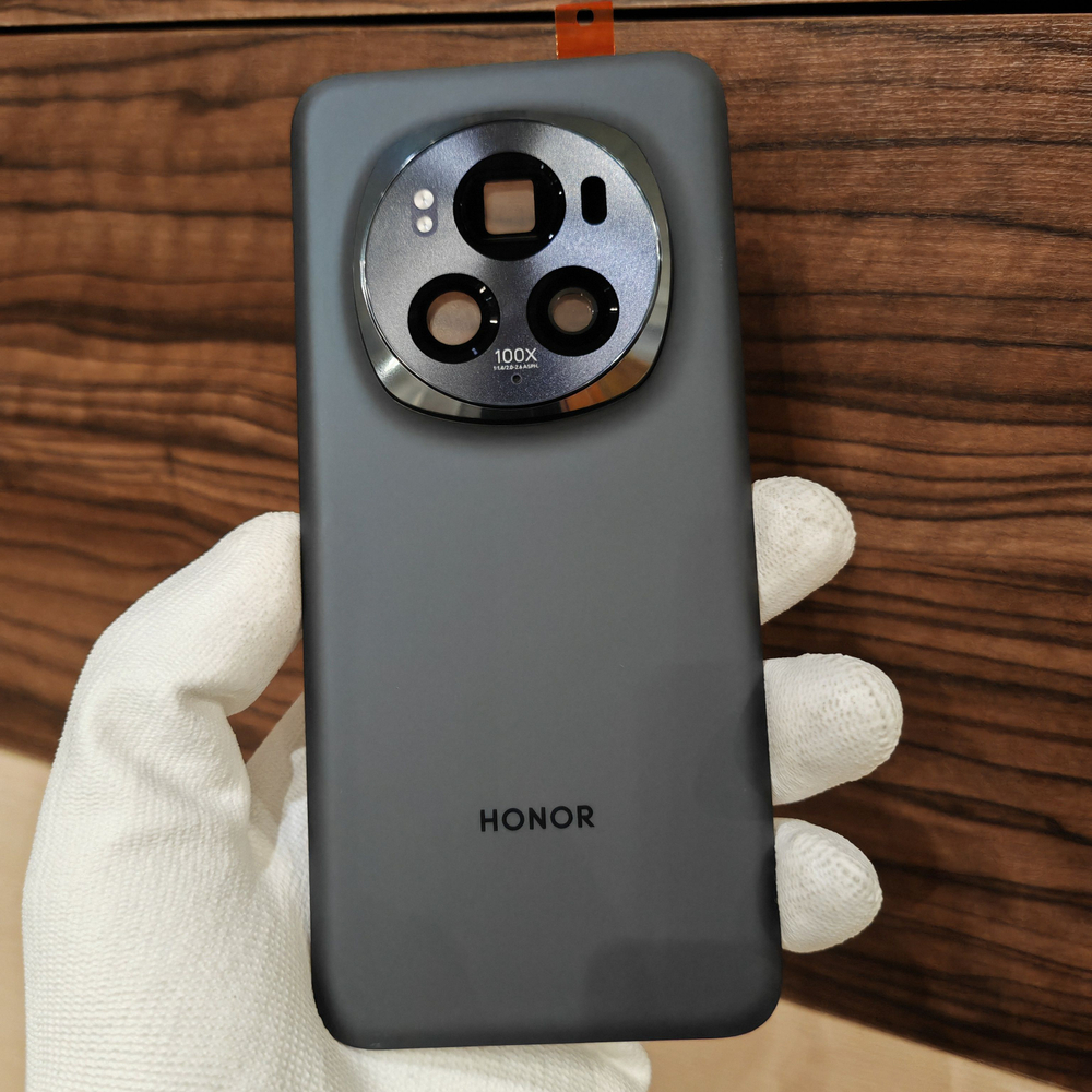 Крышка для HONOR Magic 6 Pro "Премиум качество" (заднее стекло) цвет: Чёрный графит