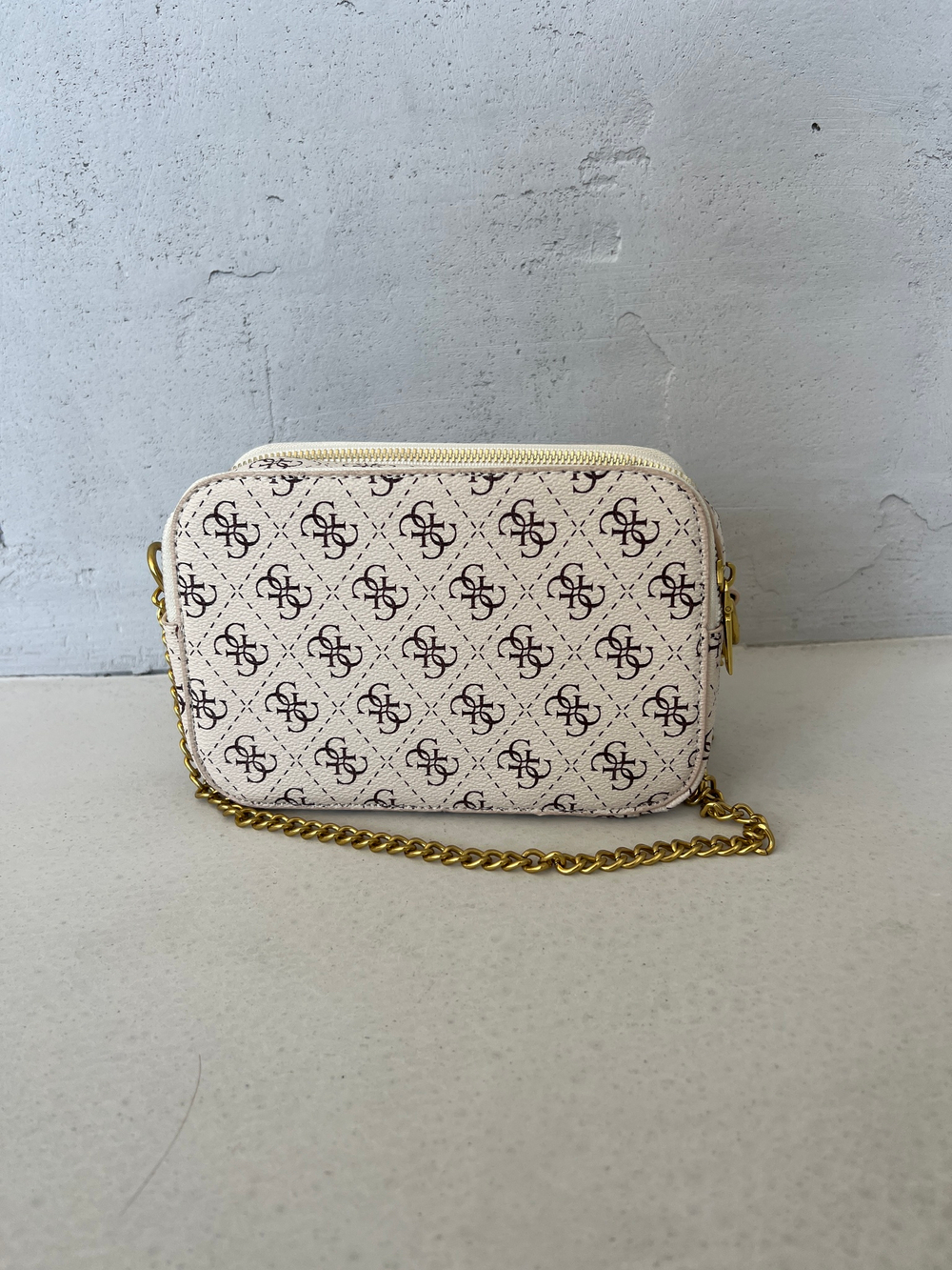 Сумка GUESS