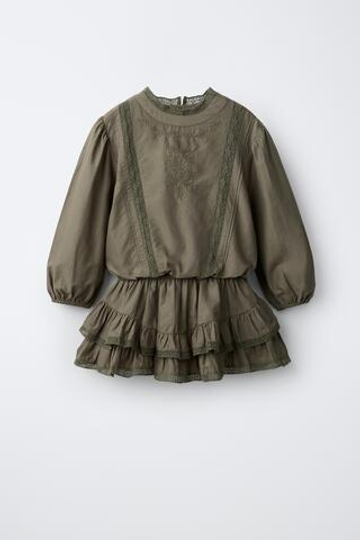 ZARA ПЛАТЬЕ В СТИЛЕ БОХО С КРУЖЕВОМ, ХАКИ