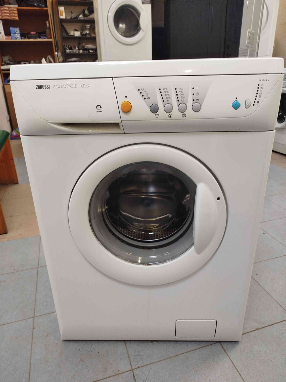 Стиральная машина Zanussi FE 1024 N 5 кг б/у