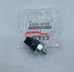 Датчик давления масла (DENSO) 83530-60020 8353060020