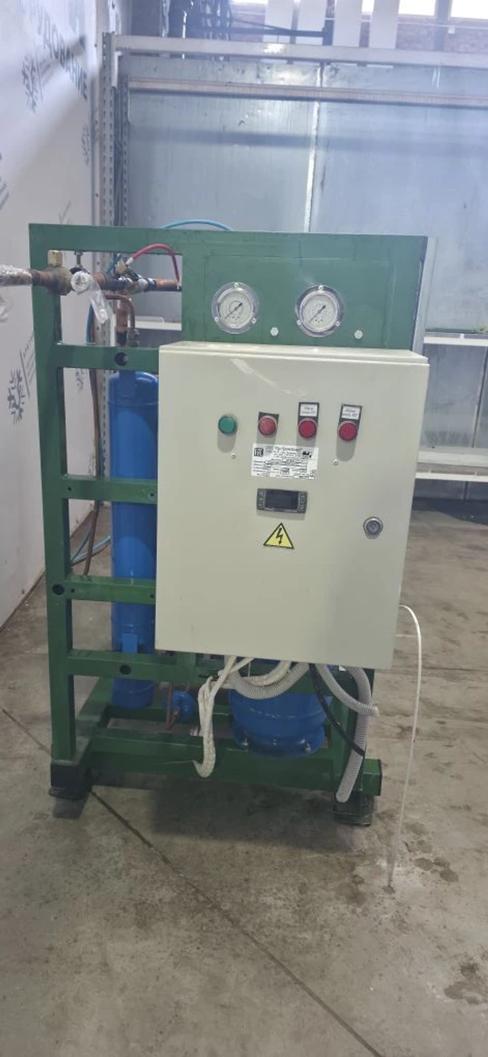 ЦХМ на базе Bitzer 4EES-4Y-40S на двух моторах
