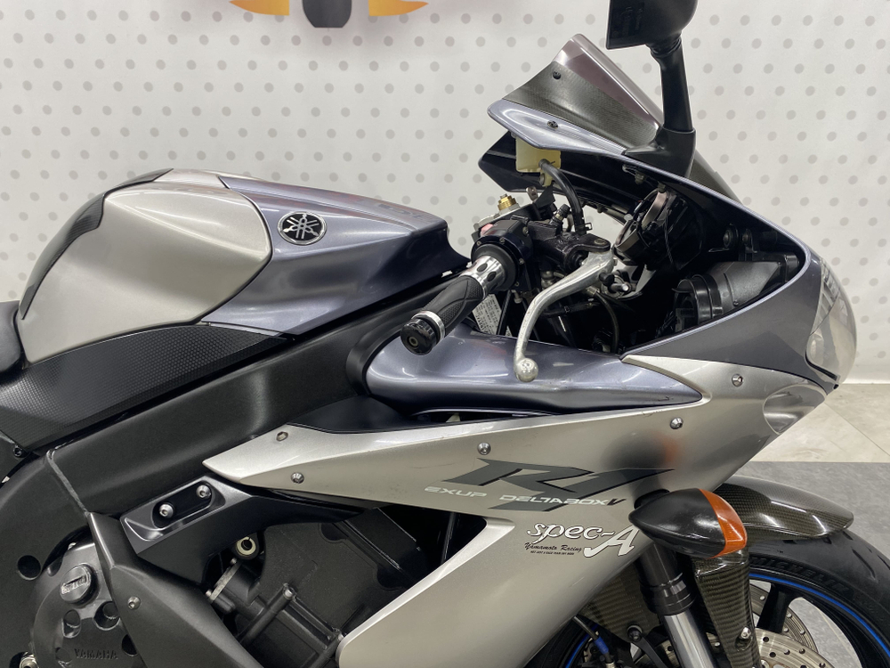 Yamaha YZF-R1 , 2004