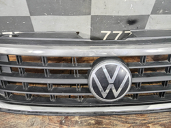 Решетка радиатора Volkswagen Polo 6 20-нв Б/У Оригинал 6N5853651RYP