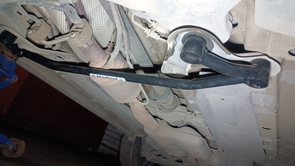 Распорка передняя нижняя Chery Tiggo 8 Pro Max (полный привод), Tenet T8 (полный привод), Exeed LX (полный привод) (ПОД ЗАКАЗ)