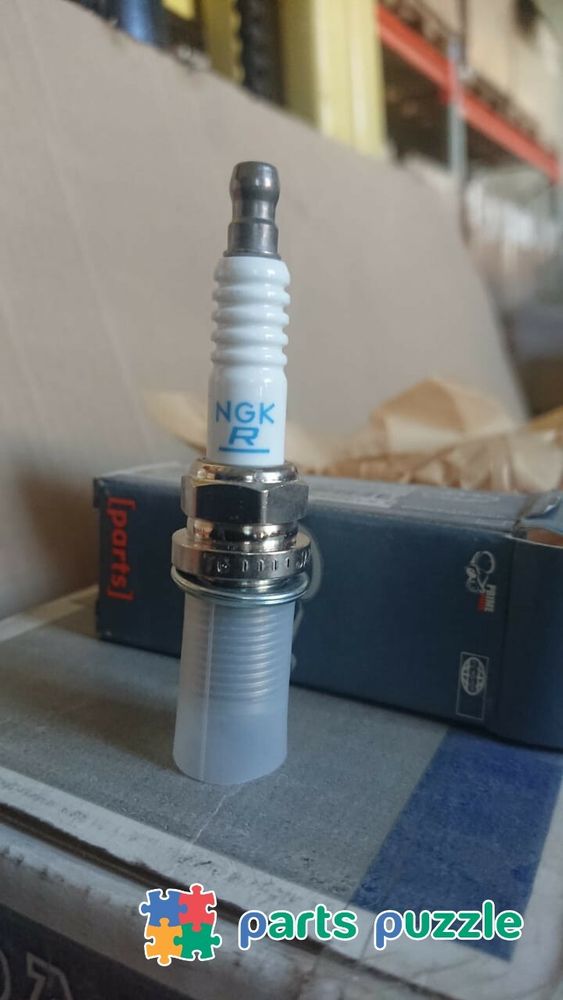 Свеча, оригинал / SPARK PLUG АРТ: 924-935 Свеча, оригинал / SPARK PLUG АРТ: 924-935