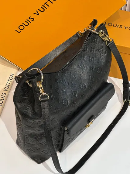 Сумка Louis Vuitton Hobo Metis