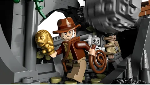 Конструктор LEGO Indiana Jones 77015 Храм Золотого идола