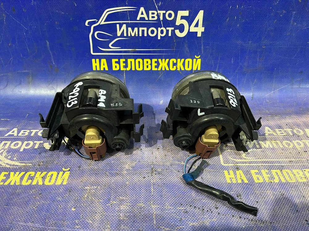 Туманка правая SUBARU LEGACY 2009-2012