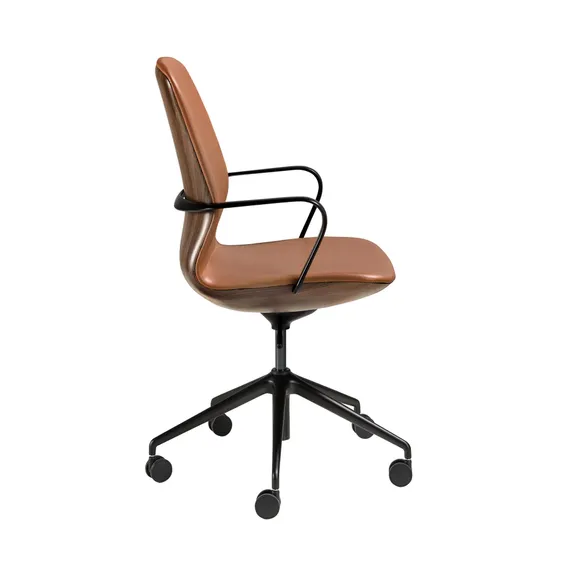 Офисный стул Angel Cerda 4219 из коричневой экокожи