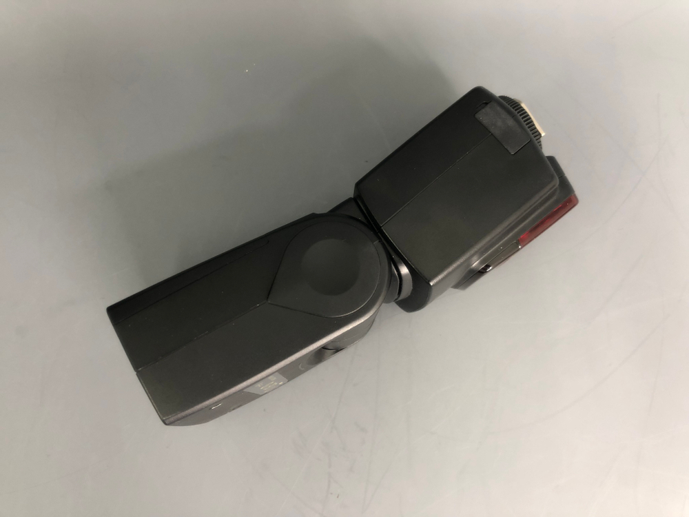YongNuo YN-568EX Speedlite