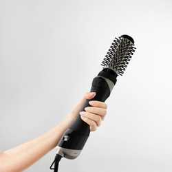 Фен-щетка Rowenta Brush Activ UB9540F0