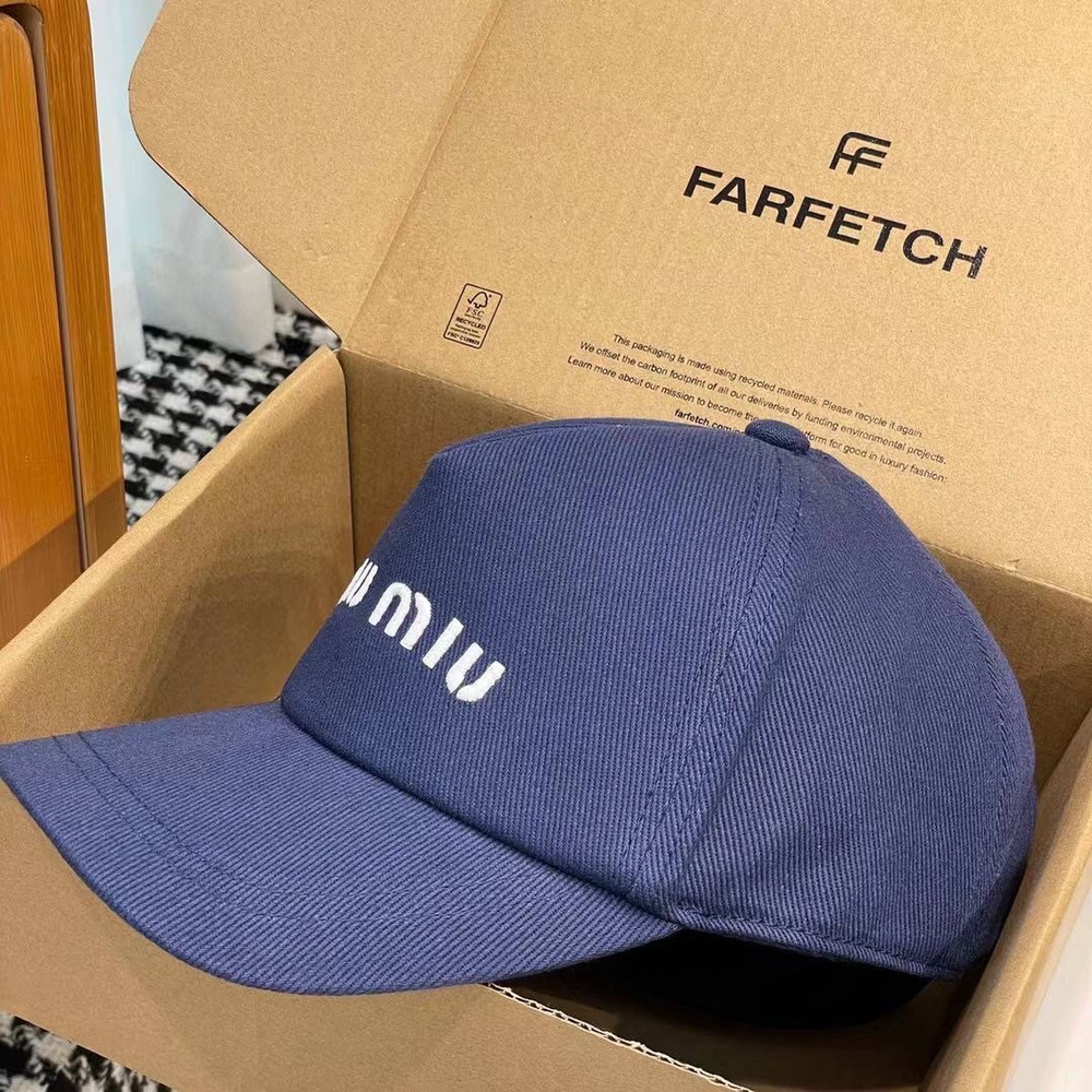 Бейсболка Miu Miu