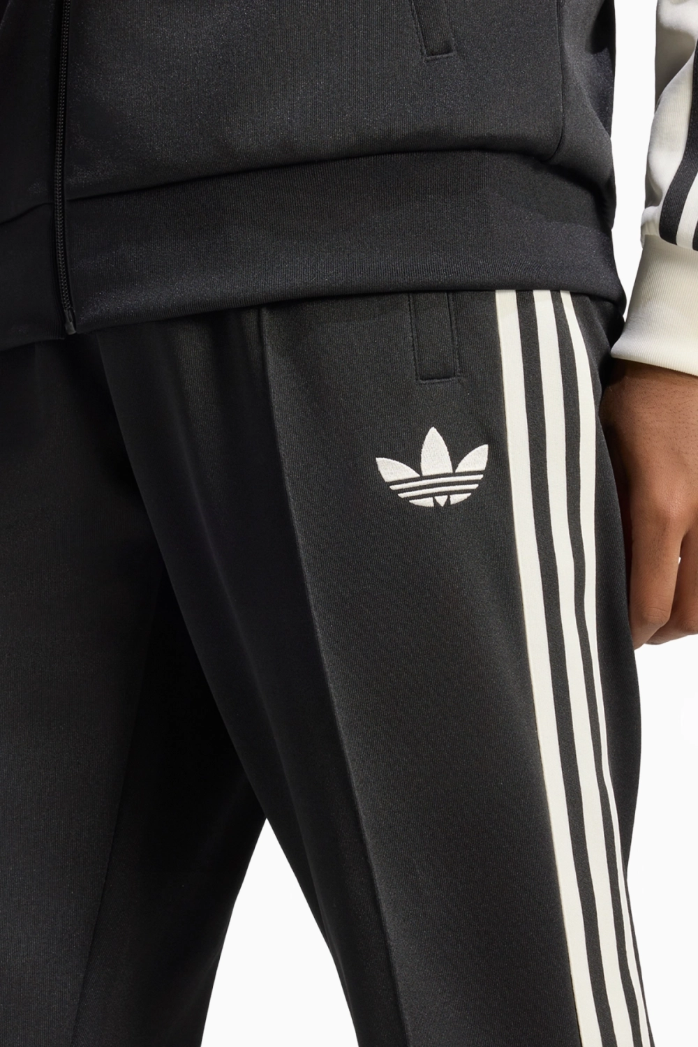 Штаны adidas Originals Juventus FC 26/27 - черный